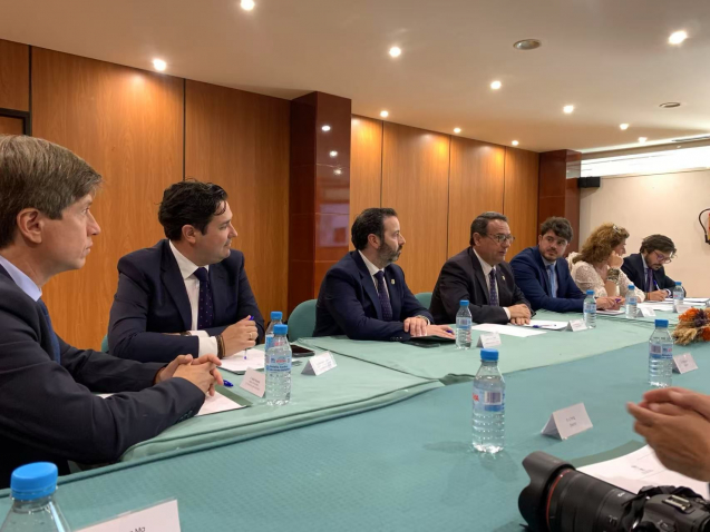 Encuentro Diplomático: Jingzhou y Villaviciosa